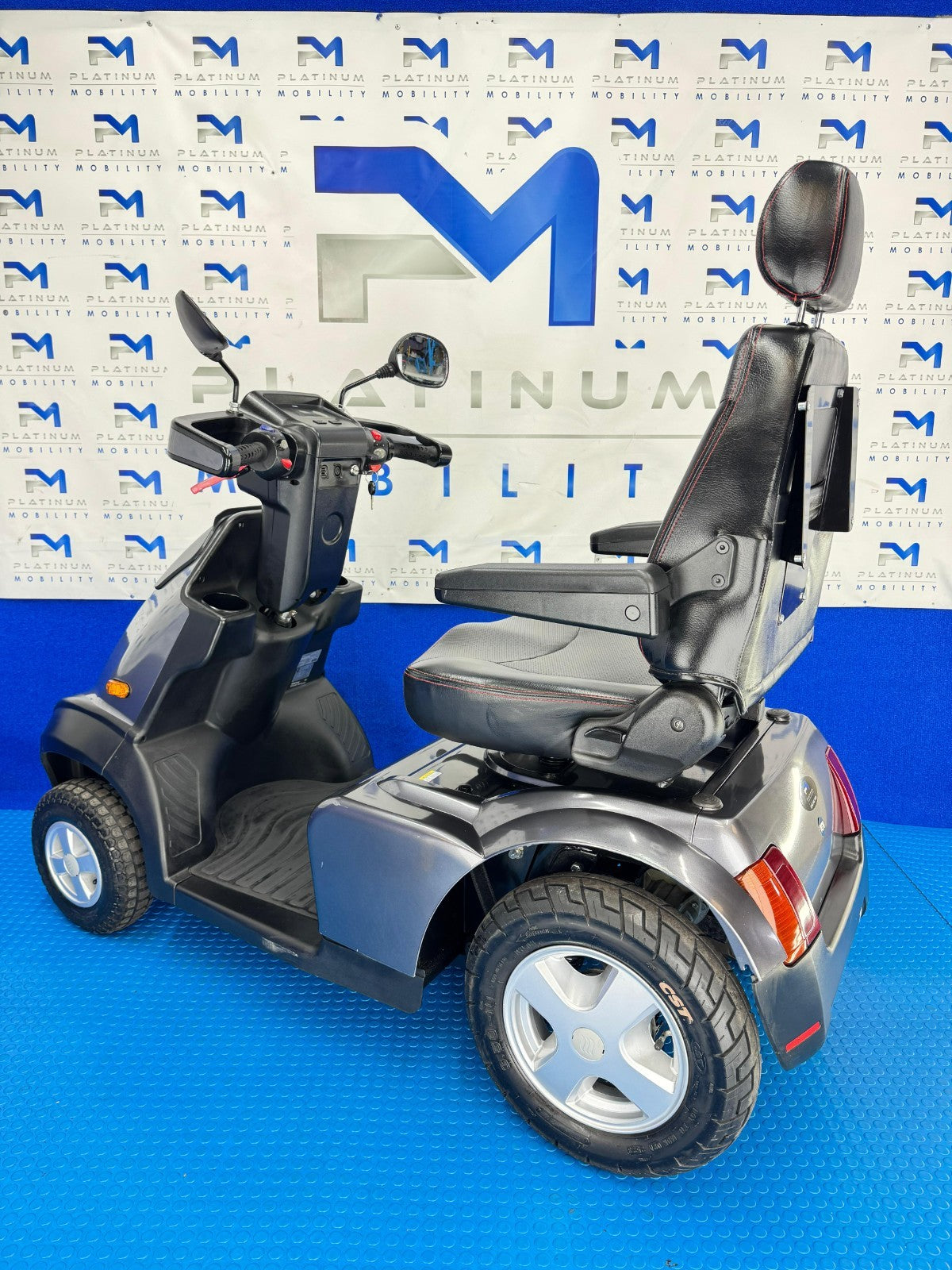 2023 TGA Breeze S4 8MPH All Terrain Mobility Scooter Immaculate Condition 2022