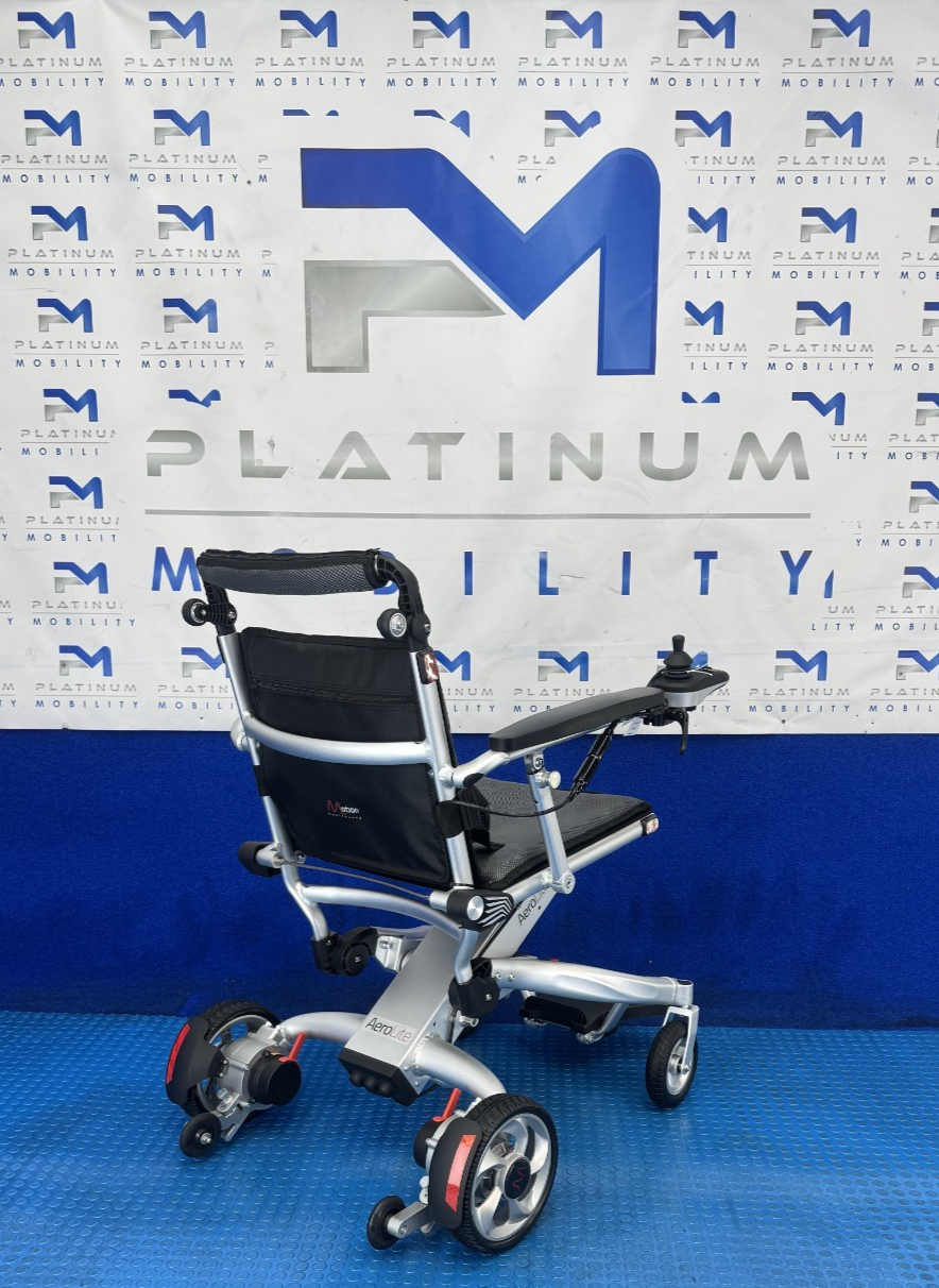 Motion Healthcare Trekker Aerolite ELECTRIC WHEELCHAIR POWERCHAIR 4MPH 2574