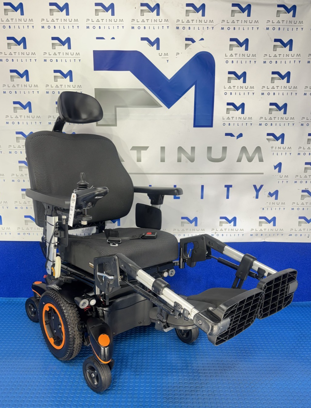 Sunrise Quickie Q700M Powerchair  Hydraulic Legs 6mph 4089