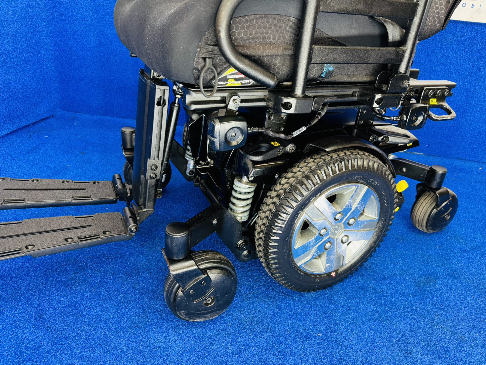 PRIDE QUANTUM Q6 EDGE 2 5 MPH ELECTRIC POWER WHEELCHAIR POWERCHAIR 841
