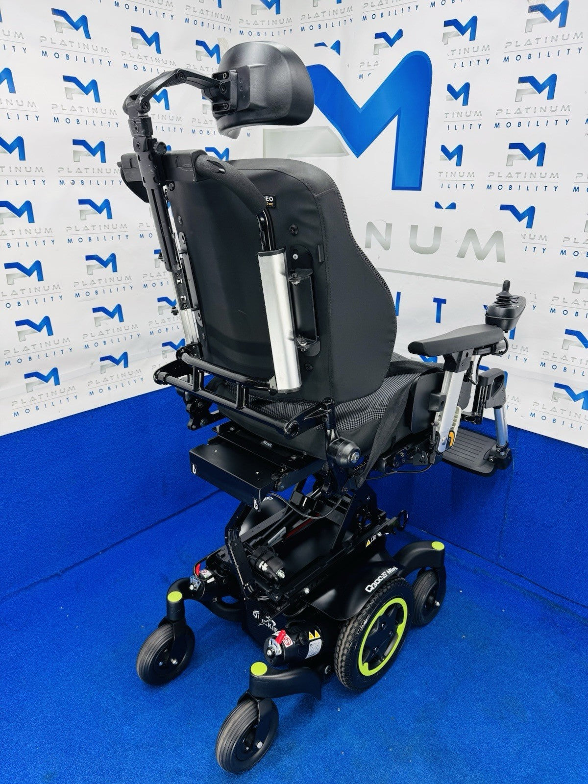 QUICKIE Q300 M MINI 4 MPH ELECTRIC MOBILITY POWERCHAIR ELECTRIC WHEELCHAIR 926