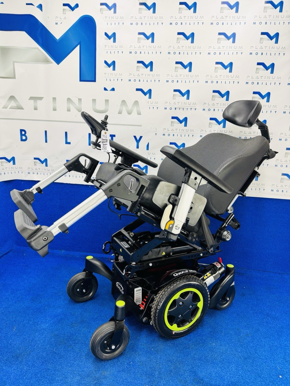 QUICKIE Q300 M MINI 4 MPH ELECTRIC MOBILITY POWERCHAIR ELECTRIC WHEELCHAIR 926