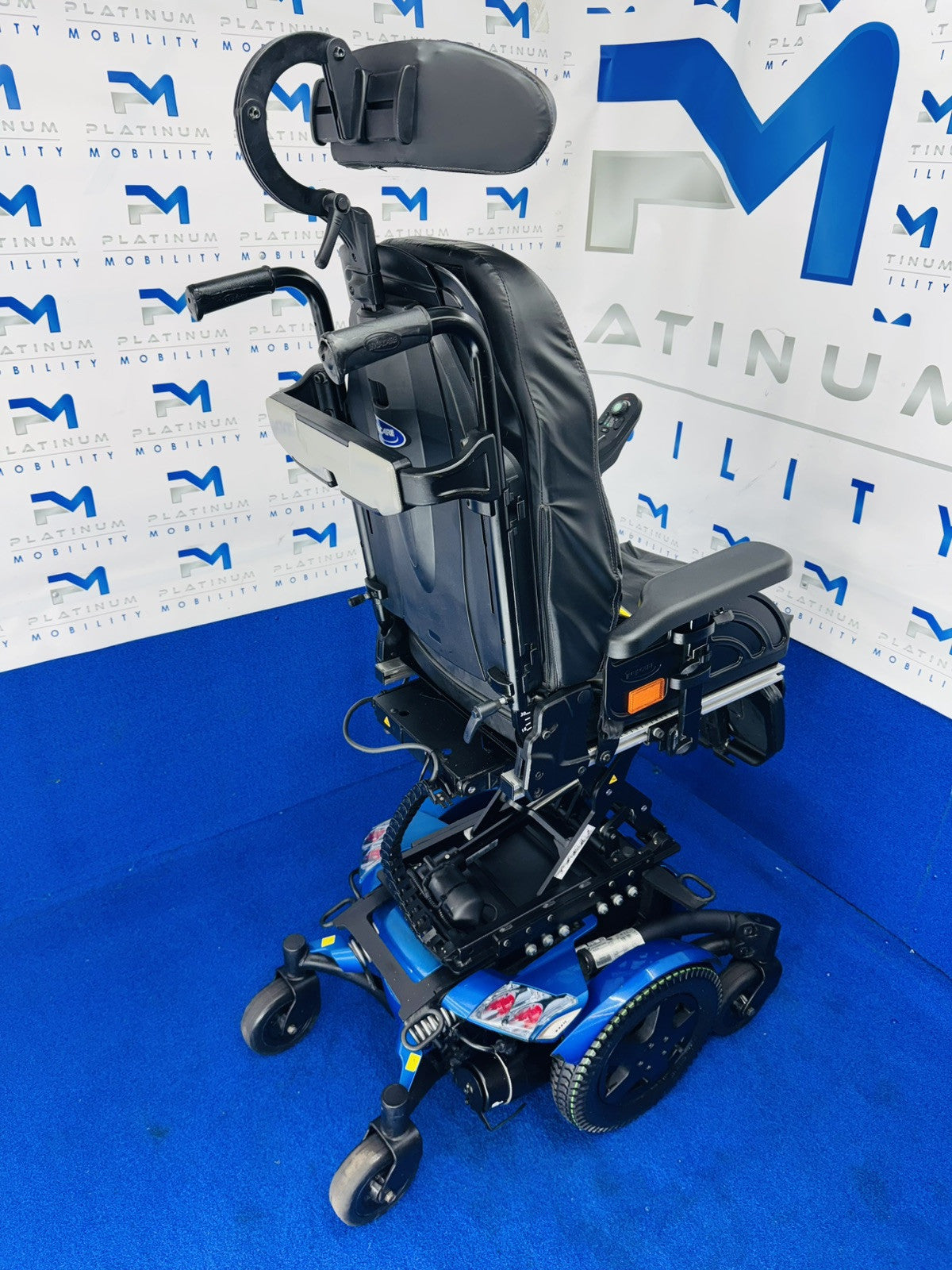 INVACARE TDX SP2 4 MPH MWD RISER TILT ELECTRIC WHEELCHAIR POWERCHAIR MOBILITY