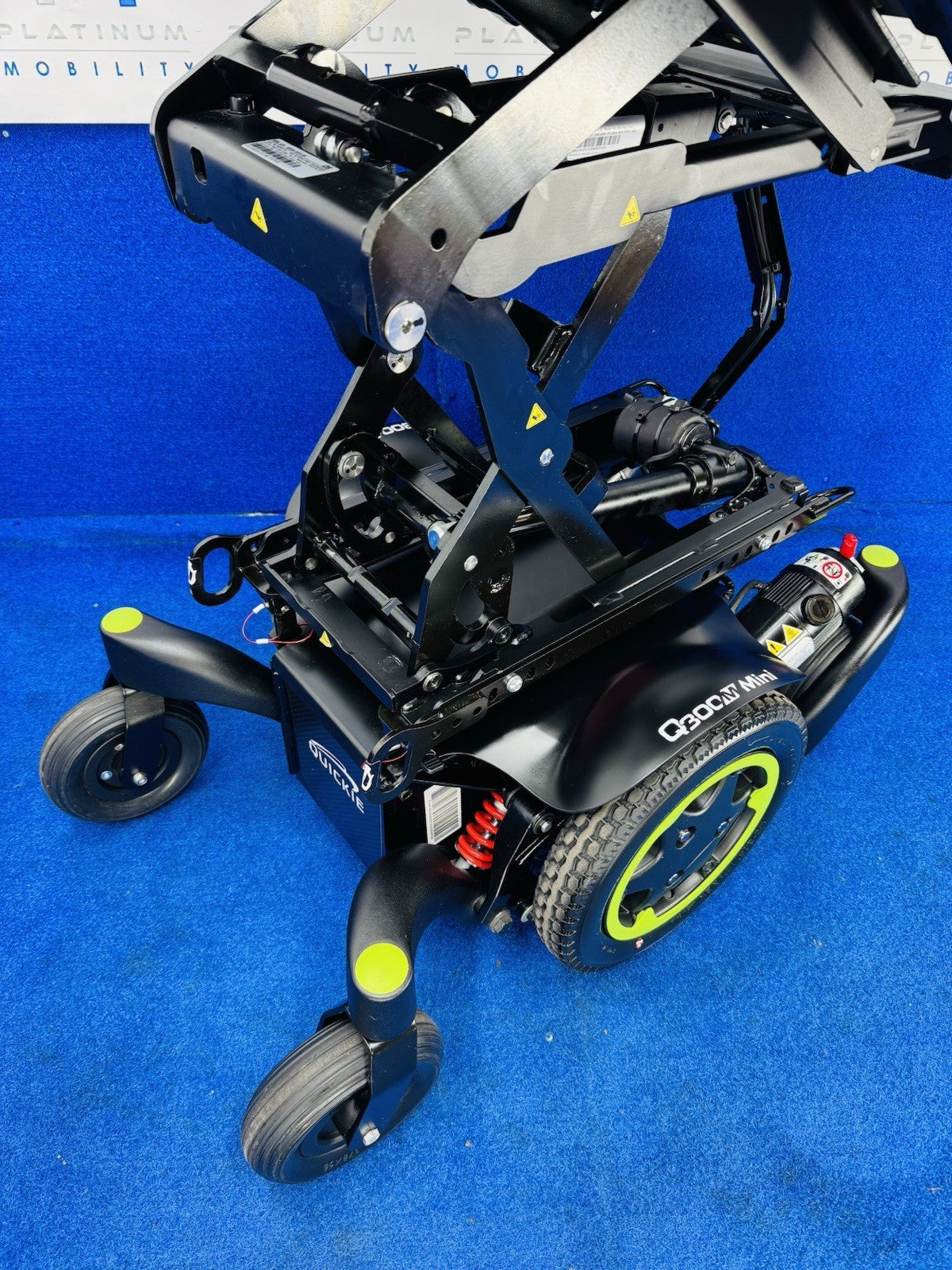 QUICKIE Q300 M MINI 4 MPH ELECTRIC MOBILITY POWERCHAIR ELECTRIC WHEELCHAIR 926