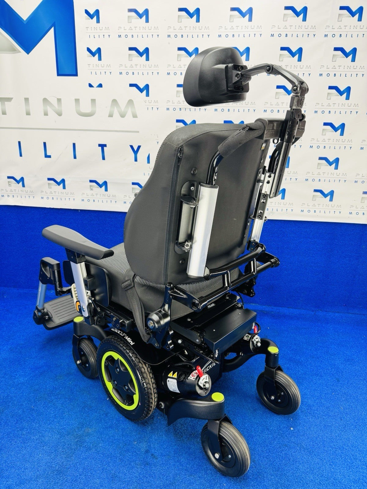 QUICKIE Q300 M MINI 4 MPH ELECTRIC MOBILITY POWERCHAIR ELECTRIC WHEELCHAIR 926