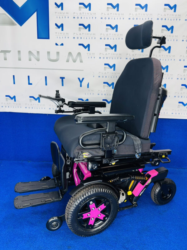 2023 Quantum 4Front 2 HD Powerchair 6 MPH ELECTRIC WHEELCHAIR *Looks BRAND NEW* - Image 5