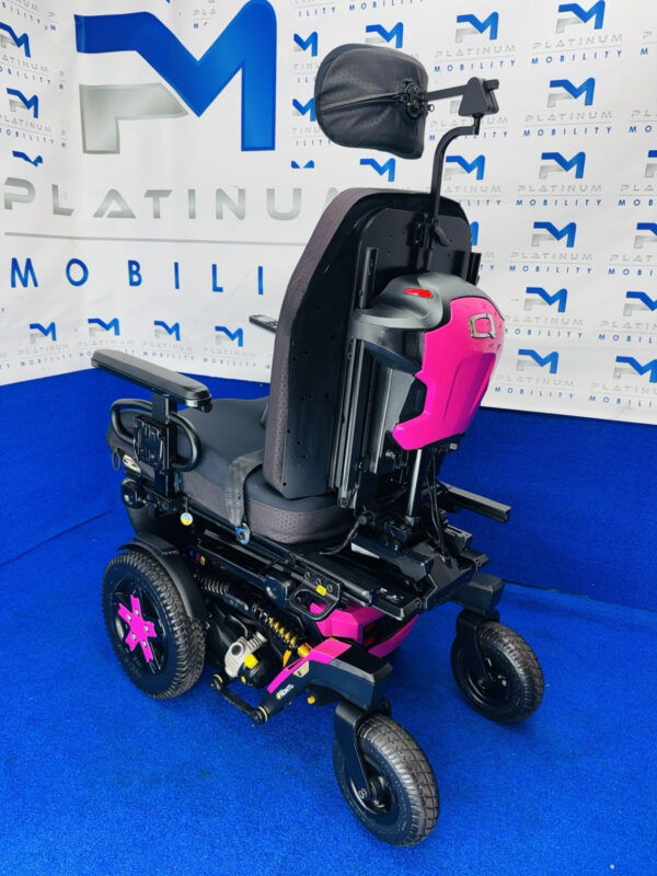 2023 Quantum 4Front 2 HD Powerchair 6 MPH ELECTRIC WHEELCHAIR *Looks BRAND NEW* - Image 7