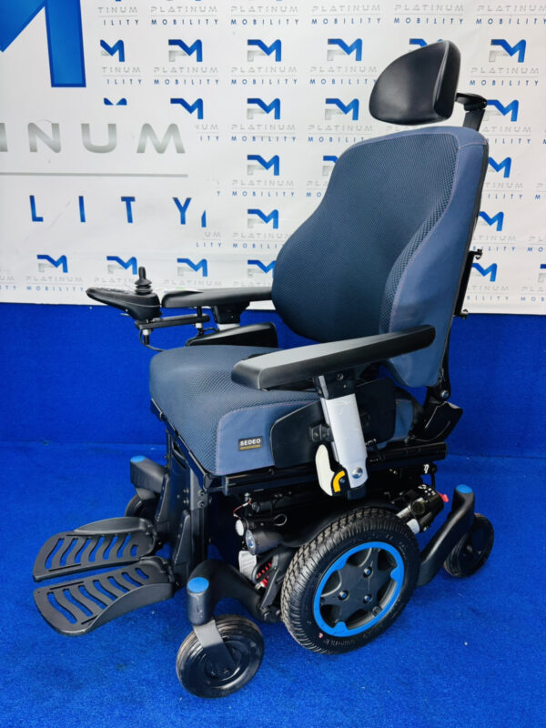 2022 SUNRISE QUICKIE Q500 M 6MPH ELECTRIC RISE MOBILITY POWERCHAIR WHEELCHAIR M2 - Image 6