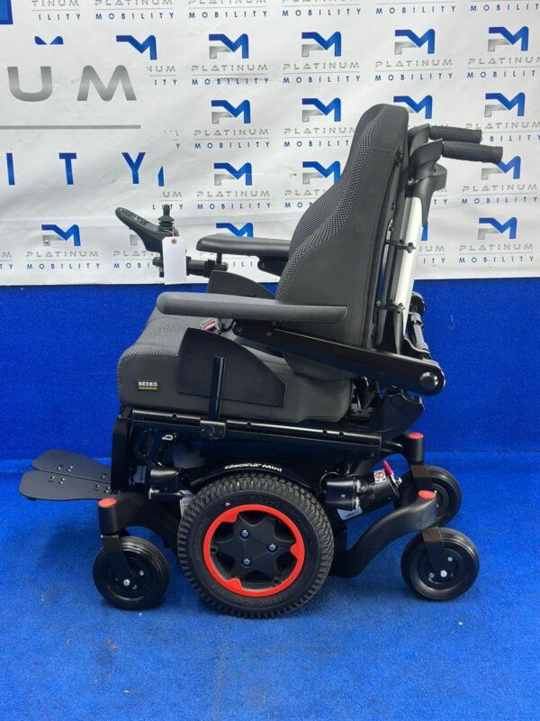 2024 SUNRISE QUICKIE Q300 MINI 6MPH ELECTRIC WHEELCHAIR MOBILITY POWERCHAIR 1015 - Image 6