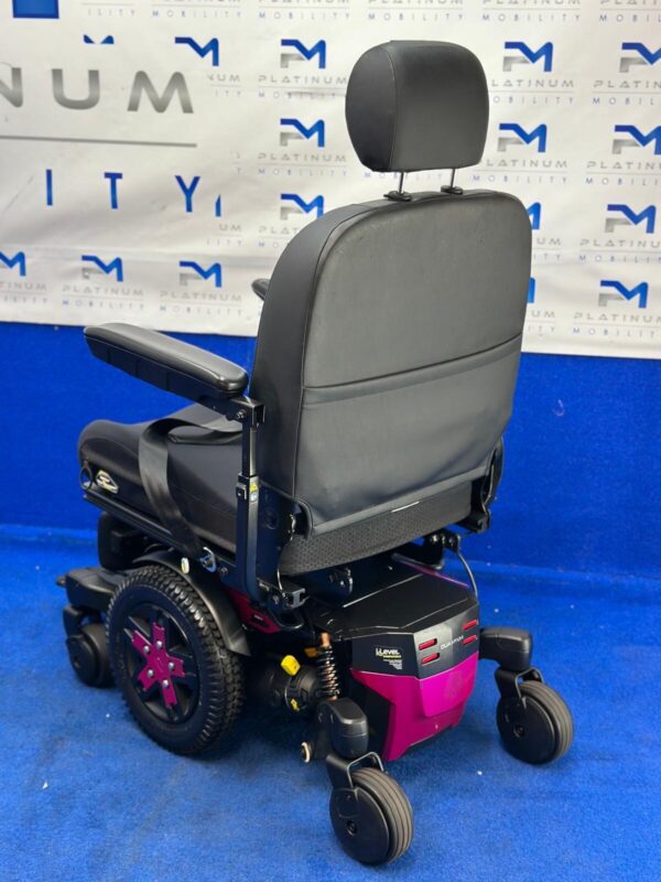 PRIDE QUANTUM Q6 EDGE 3 STRETTO 4 MPH ELECTRIC POWER WHEELCHAIR POWERCHAIR 996 - Image 3