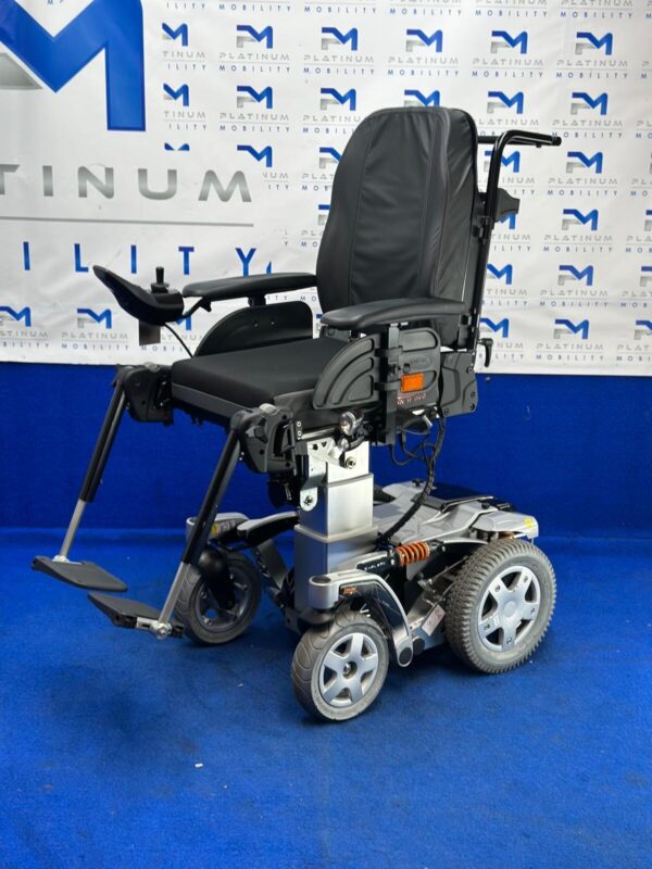 INVACARE STORM 4 X-PLORE 6MPH  ALL TERRAIN ELECTRIC MOBILITY WHEELCHAIR 1043 - Image 2