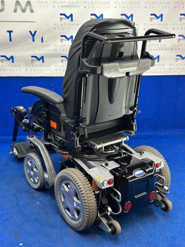 INVACARE STORM 4 X-PLORE 6MPH  ALL TERRAIN ELECTRIC MOBILITY WHEELCHAIR 1043 - Image 4