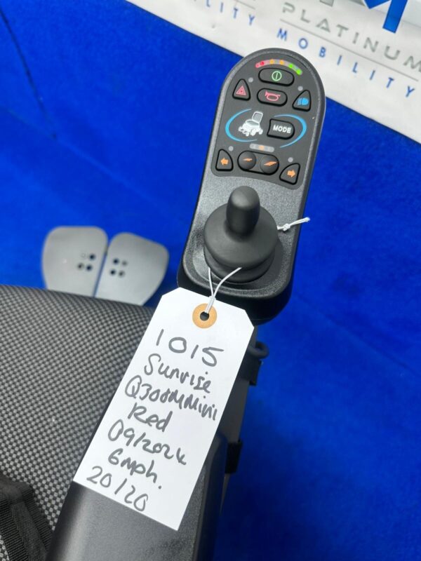 2024 SUNRISE QUICKIE Q300 MINI 6MPH ELECTRIC WHEELCHAIR MOBILITY POWERCHAIR 1015 - Image 8