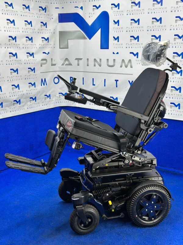 2024 QUANTUM R-TRAC ALL TERRAIN ELECTRIC WHEELCHAIR 6 MPH POWERCHAIR - Image 4