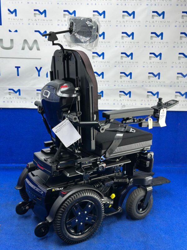 2024 QUANTUM R-TRAC ALL TERRAIN ELECTRIC WHEELCHAIR 6 MPH POWERCHAIR - Image 10
