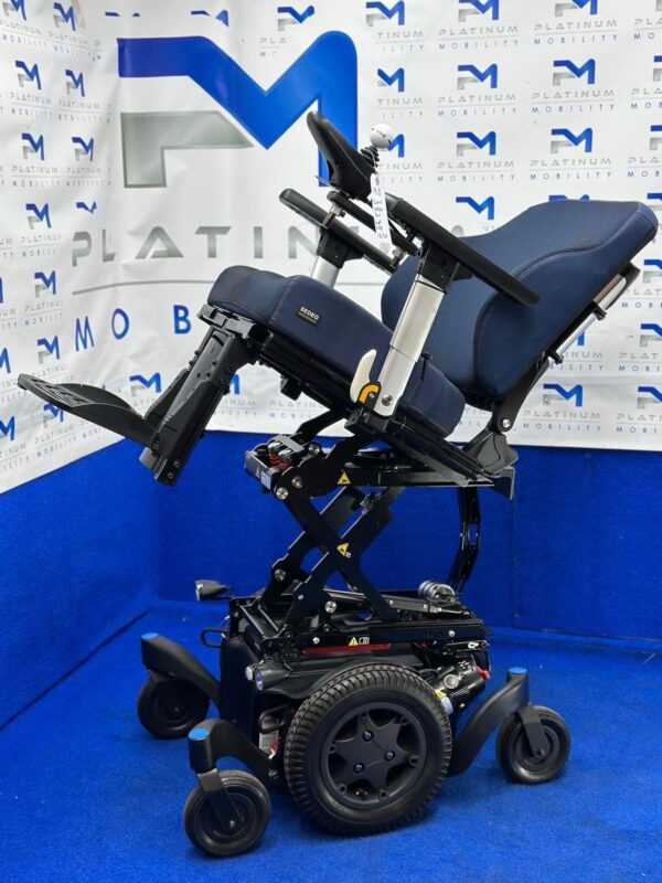 2023 SUNRISE QUICKIE Q500M 6MPH ELECTRIC RISE MOBILITY POWERCHAIR WHEELCHAIR 918 - Image 2