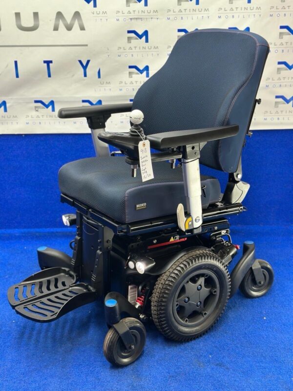 2023 SUNRISE QUICKIE Q500M 6MPH ELECTRIC RISE MOBILITY POWERCHAIR WHEELCHAIR 918 - Image 9