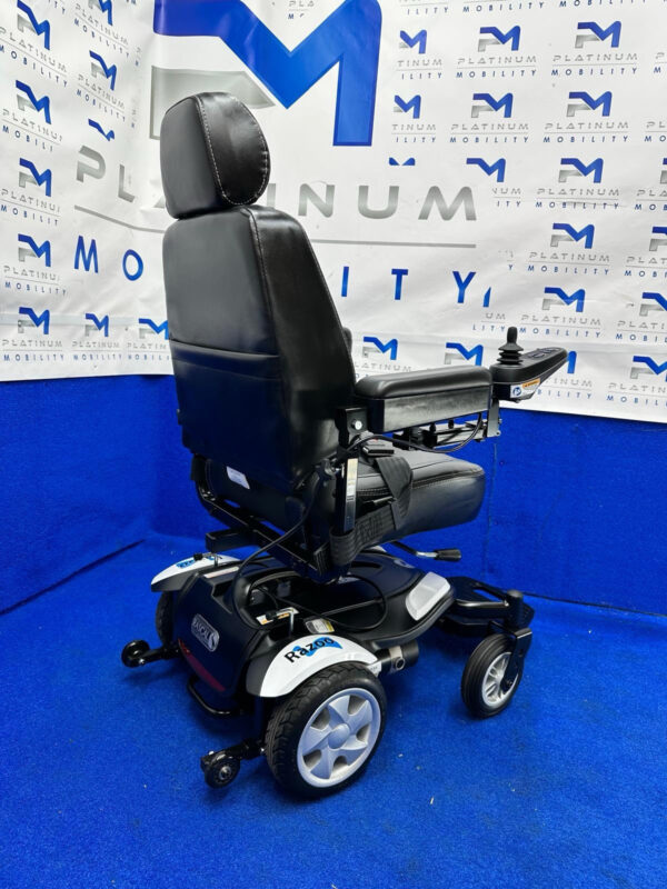 2023 Rascal Razoo With Manual Recline Electric Wheelchair Powerchair LOOKS NEW - Image 3