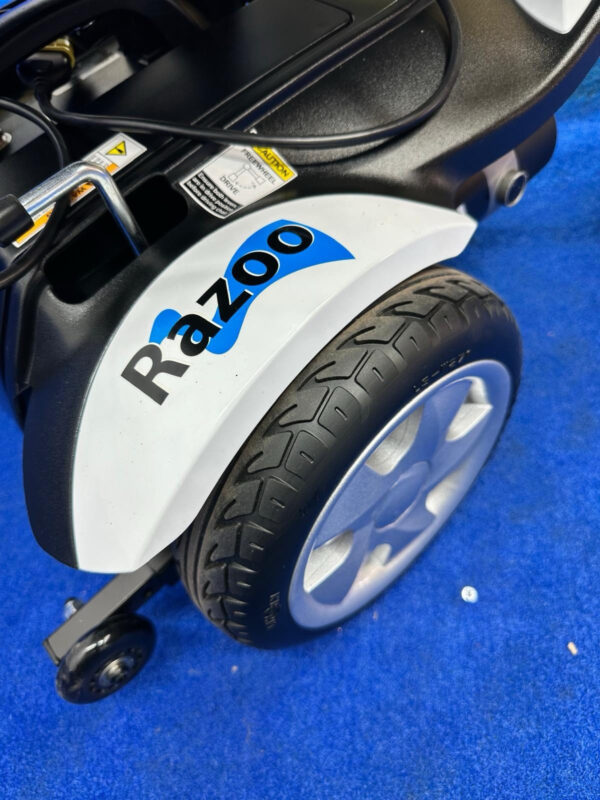 2023 Rascal Razoo With Manual Recline Electric Wheelchair Powerchair LOOKS NEW - Image 8