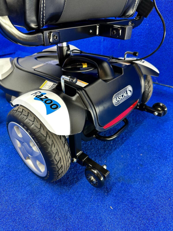 2023 Rascal Razoo With Manual Recline Electric Wheelchair Powerchair LOOKS NEW - Image 10