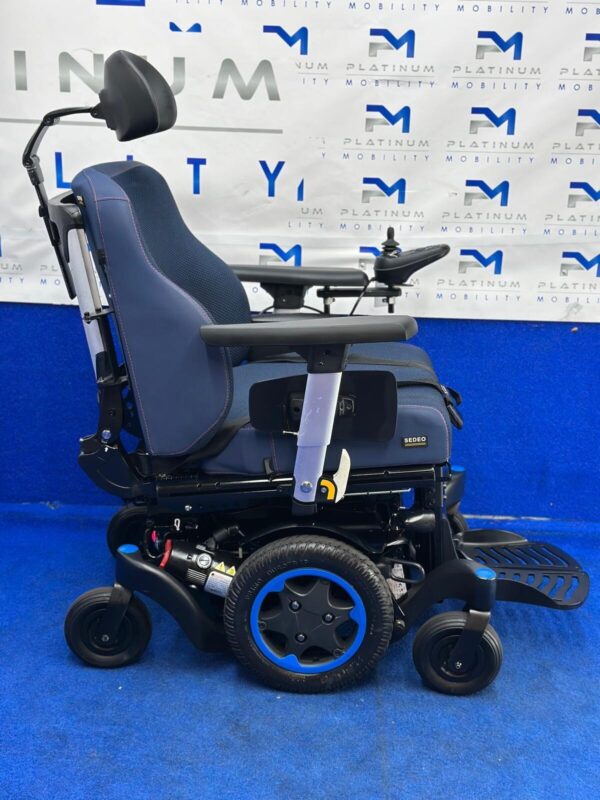 SUNRISE QUICKIE Q500 M 6MPH ELECTRIC RISE MOBILITY POWERCHAIR WHEELCHAIR 1079 - Image 9