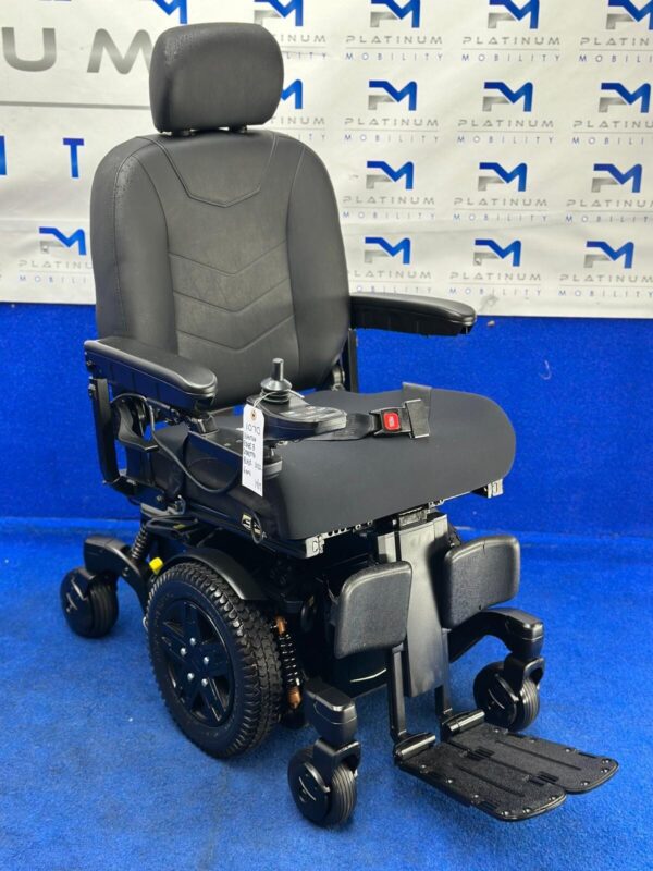 2022 PRIDE QUANTUM EDGE 3 STRETTO 6 MPH ELECTRIC POWER WHEELCHAIR POWERCHAIR 107 - Image 2