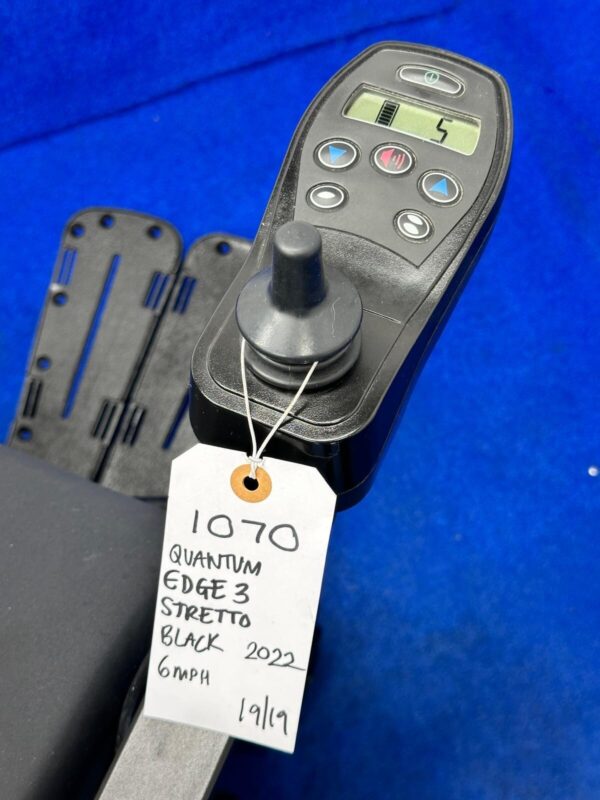 2022 PRIDE QUANTUM EDGE 3 STRETTO 6 MPH ELECTRIC POWER WHEELCHAIR POWERCHAIR 107 - Image 8