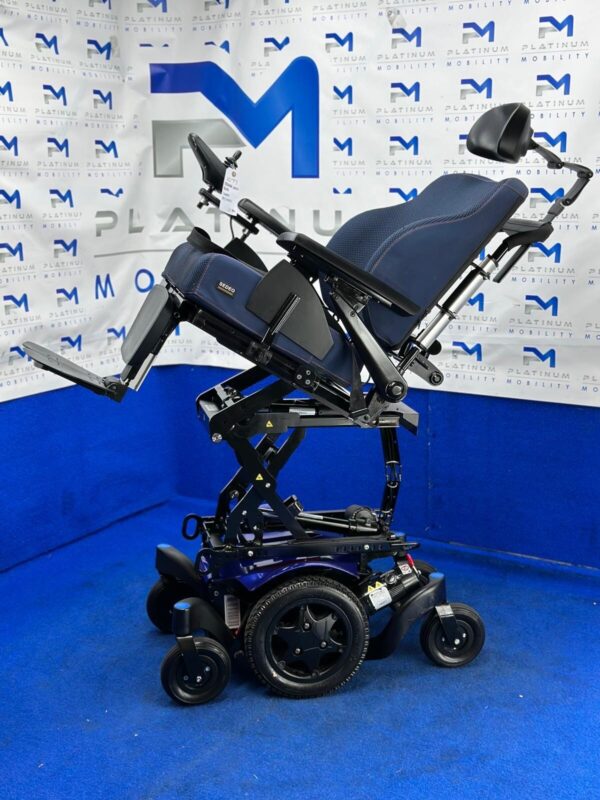 QUICKIE Q300 M MINI 4 MPH ELECTRIC MOBILITY POWERCHAIR ELECTRIC WHEELCHAIR 1077