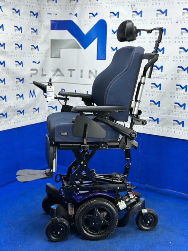 QUICKIE Q300 M MINI 4 MPH ELECTRIC MOBILITY POWERCHAIR ELECTRIC WHEELCHAIR 1077 - Image 4