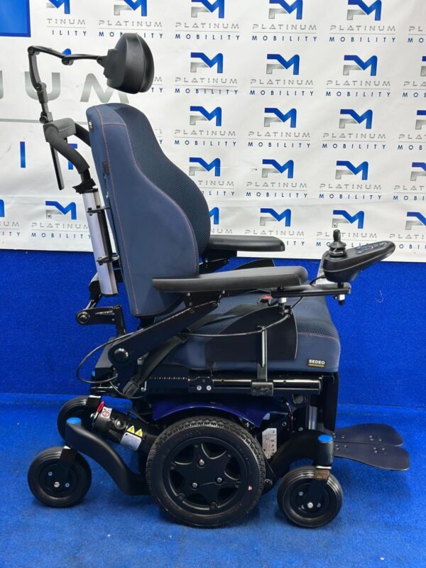 QUICKIE Q300 M MINI 4 MPH ELECTRIC MOBILITY POWERCHAIR ELECTRIC WHEELCHAIR 1077 - Image 10