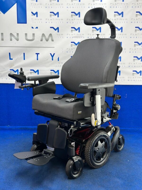 Quickie Q300M Mini Electric Wheelchair – Attendant Control 6mph (1218) - Image 5