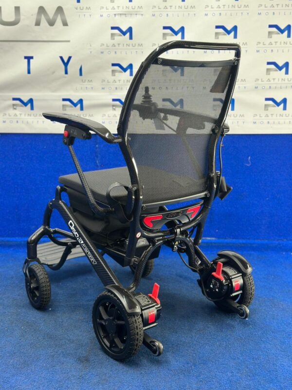 QUICKIE Q50 R LIGHTWEIGHT CARBON FIBRE ELECTRIC POWERCHAIR SCOOTER FOLDING 4MPH - Image 3
