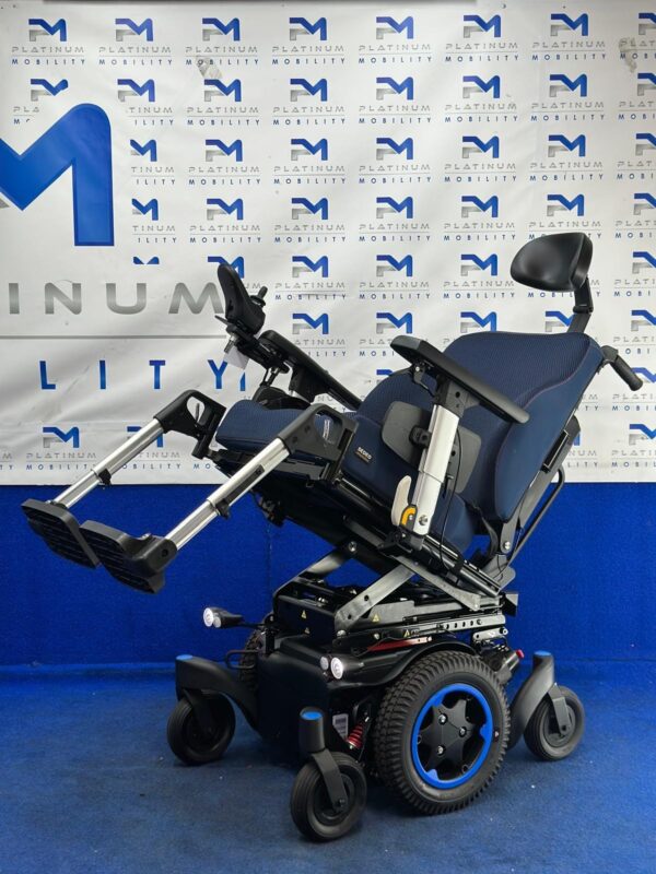 2025 Quickie Q500 M Powerchair 6mph Riser Electric Wheelchair by Sunrise (1265) - Image 5
