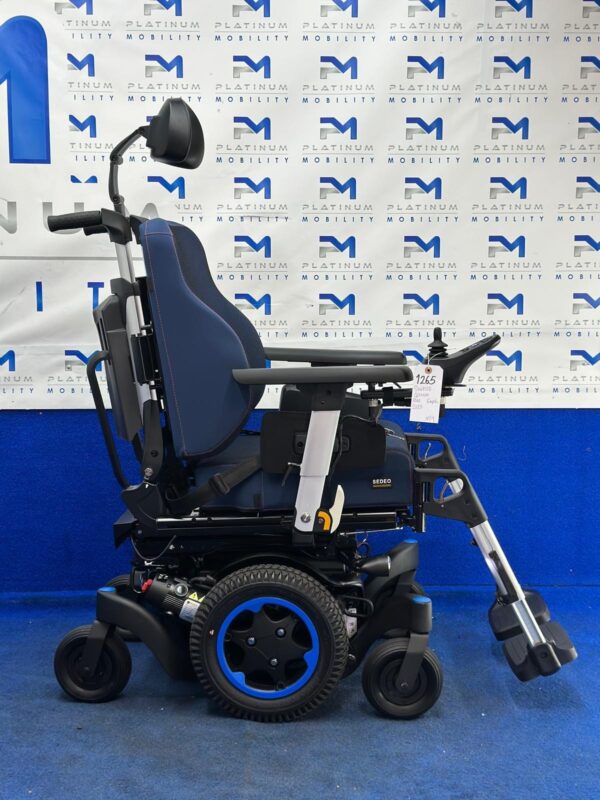 2025 Quickie Q500 M Powerchair 6mph Riser Electric Wheelchair by Sunrise (1265) - Image 10