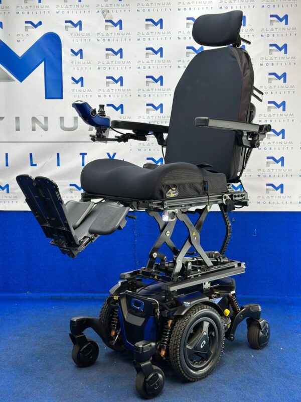 Quantum Q6 Edge Stretto i-Level Powerchair – 6 mph Electric Wheelchair (1231) - Image 3