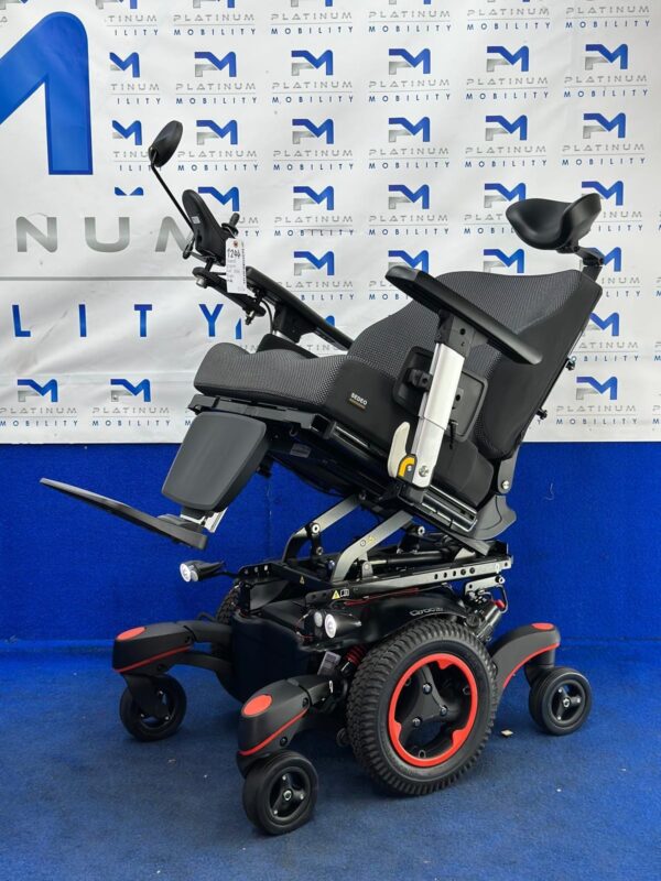 Quickie Q700 M Powerchair – 8mph Electric Wheelchair by Sunrise (1244)