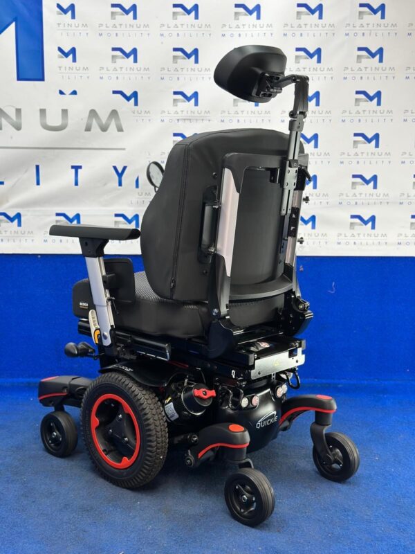 Quickie Q700 M Powerchair – 8mph Electric Wheelchair by Sunrise (1244) - Image 5