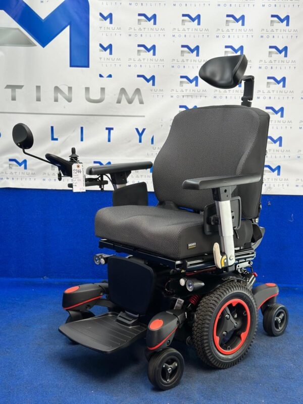 Quickie Q700 M Powerchair – 8mph Electric Wheelchair by Sunrise (1244) - Image 6