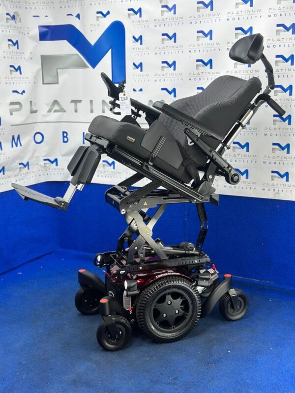 2024 Sunrise Quickie Q300M Mini Electric Wheelchair – 6mph Riser  (1268)