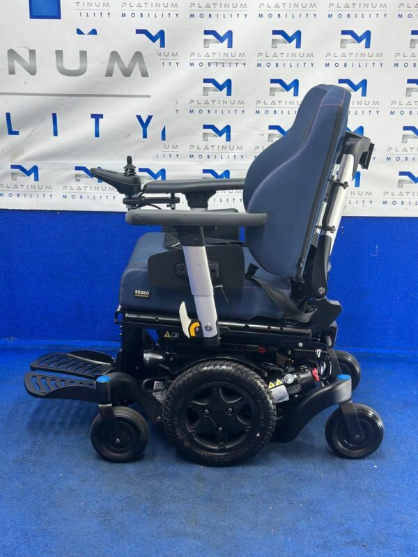 Quickie Q500 M Powerchair – 6mph Riser Electric Wheelchair by Sunrise (760) - Image 6