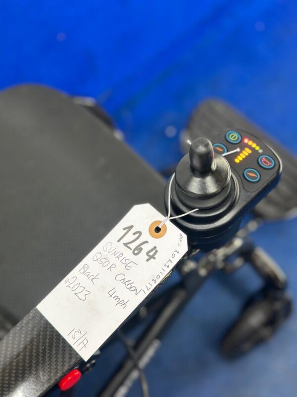 Quickie Q50 R Folding Powerchair – 4mph Lightweight Carbon Wheelchair (1264) - Image 7