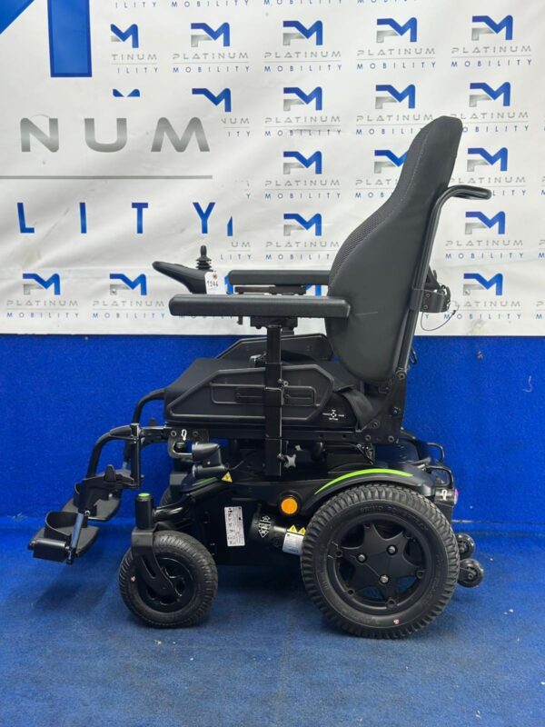 Quickie Q200 R Powerchair – 6mph Rear-Wheel Electric Wheelchair (1246) - Image 6