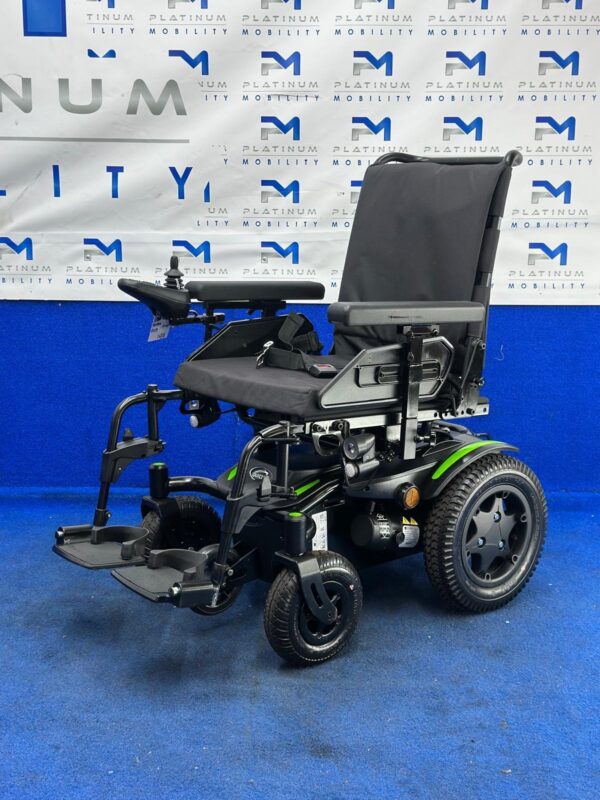 2024 Quickie Q200 R Powerchair – 6mph Rear-Wheel Electric Wheelchair (1164)