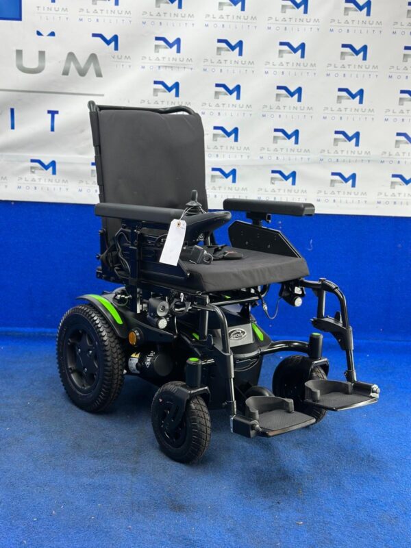 2024 Quickie Q200 R Powerchair – 6mph Rear-Wheel Electric Wheelchair (1164) - Image 2