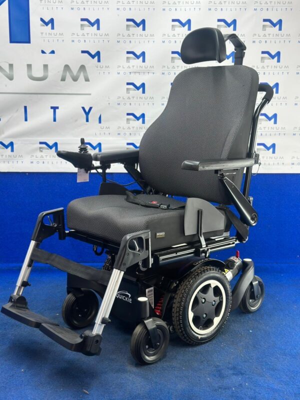 Quickie Q300 M Mini Powerchair – 4mph Electric Wheelchair by Sunrise (1251)