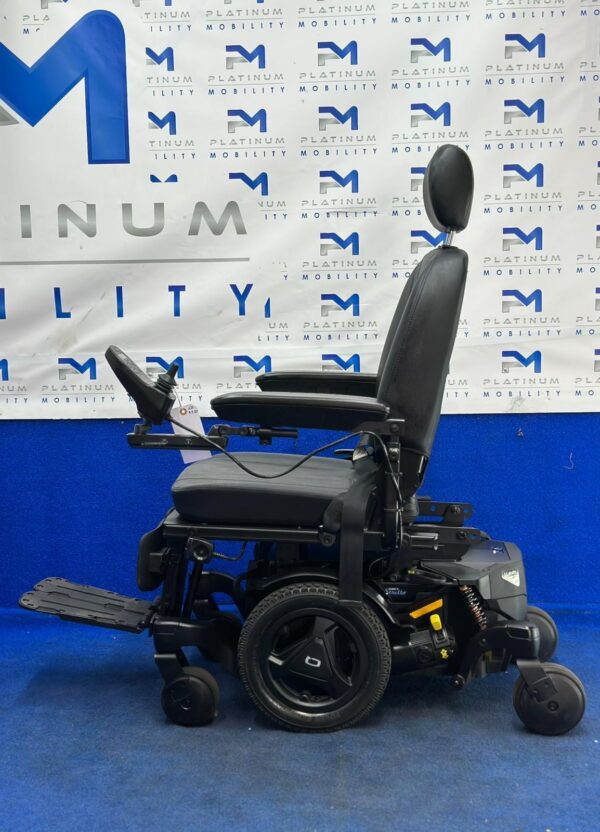 Quantum Edge 3 Stretto Powerchair – 4mph, Compact Electric Wheelchair (1245) - Image 5