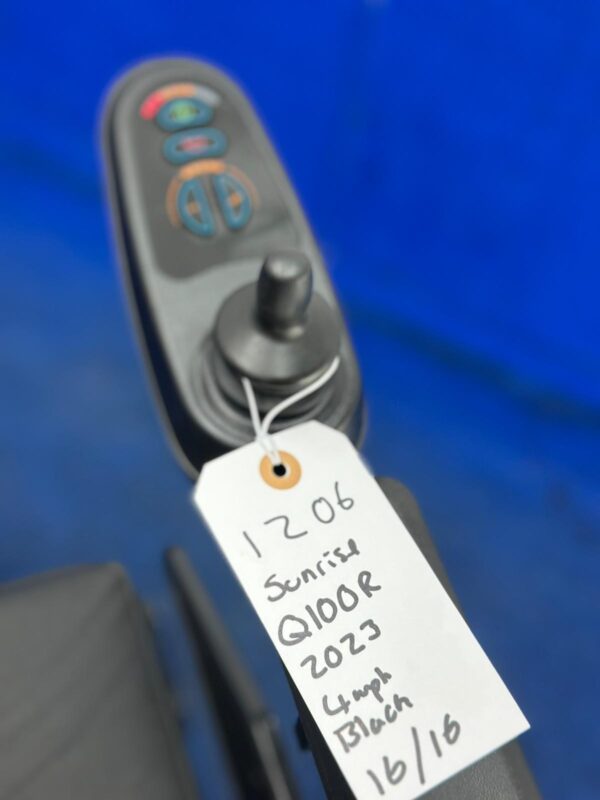 Quickie Q100R Powerchair – 4mph Small Electric Wheelchair by Sunrise (1206) - Image 6
