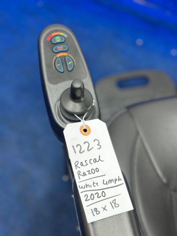 Rascal Razoo Compact Powerchair – 4mph Manual Recline Electric Wheelchair (1223) - Image 7