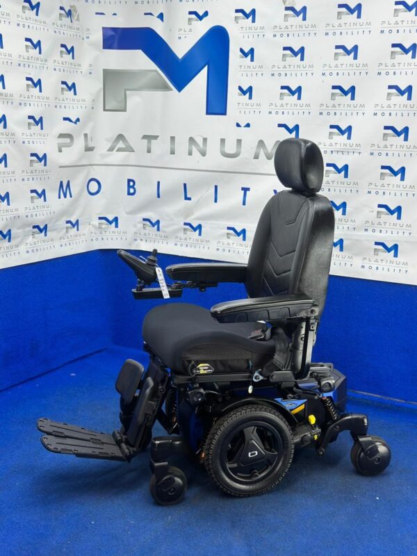Quantum Edge 3 Stretto Powerchair – 4mph, Compact Electric Wheelchair (1198)