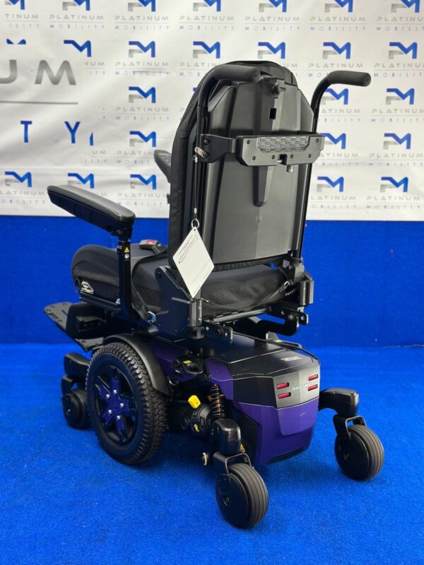 Quantum Edge 3 Stretto Powerchair – 4mph, Compact Electric Wheelchair (1272) - Image 4